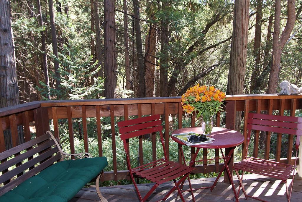 Mccaffrey House Bed And Breakfast Inn Twain Harte Chambre photo