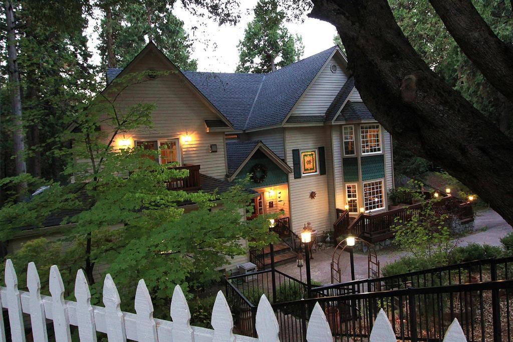 Mccaffrey House Bed And Breakfast Inn Twain Harte Extérieur photo