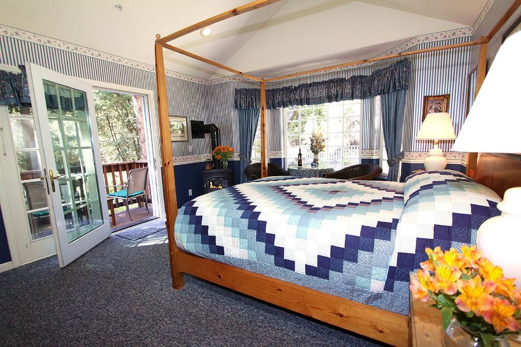 Mccaffrey House Bed And Breakfast Inn Twain Harte Chambre photo